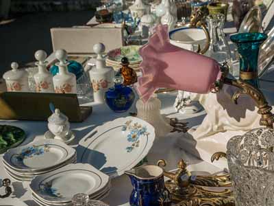 Garage Sales date idea