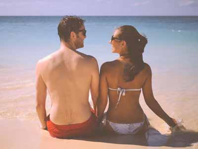 Sunbathing / Suntanning date idea