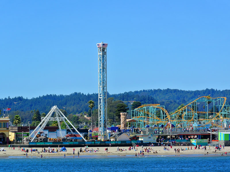 theme / amusement park